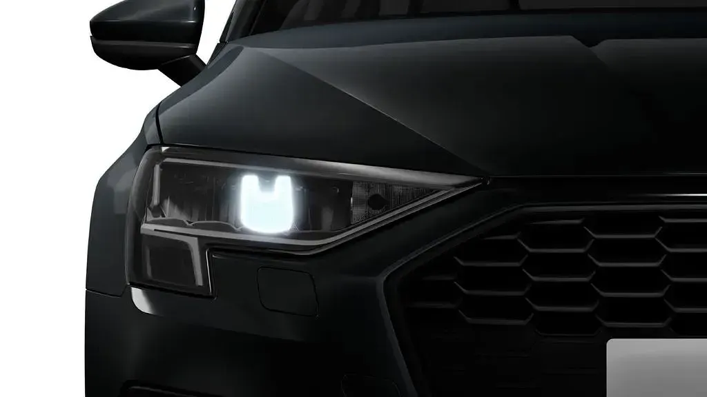 Gebraucht Audi A3 Sport 150 PS (110 kW) 2022 Manhattangrau metallic Limousine