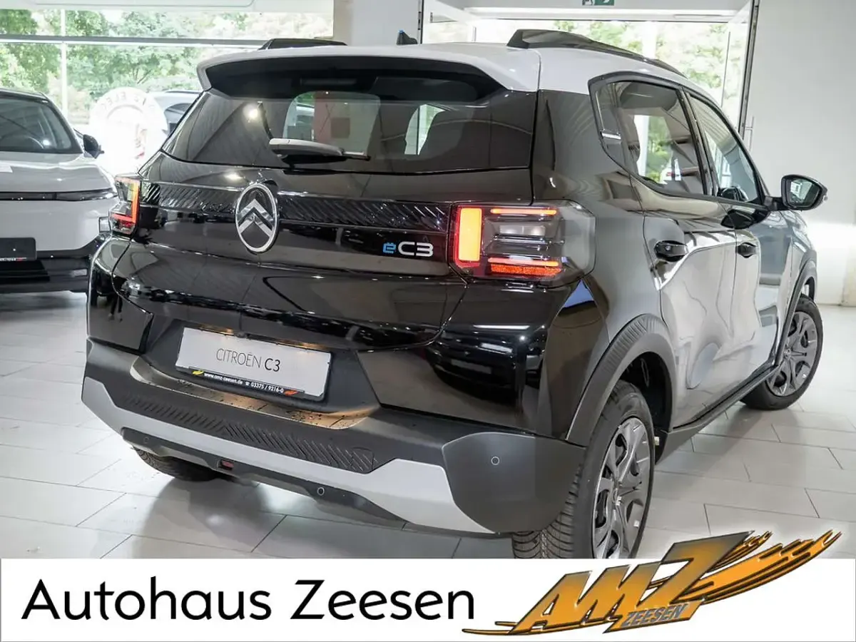 Neu Citroën e-C3 83 kW (113 PS) 2026 Perla neraschwarz (metallic) Kleinwagen