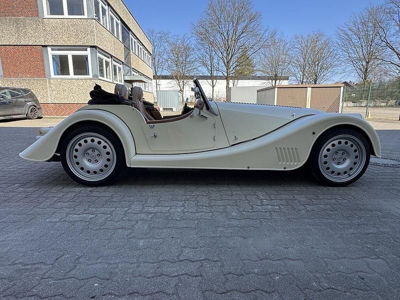 Gebraucht Morgan Plus 8 367 PS (269 kW) 2012 Ivory Cabrio