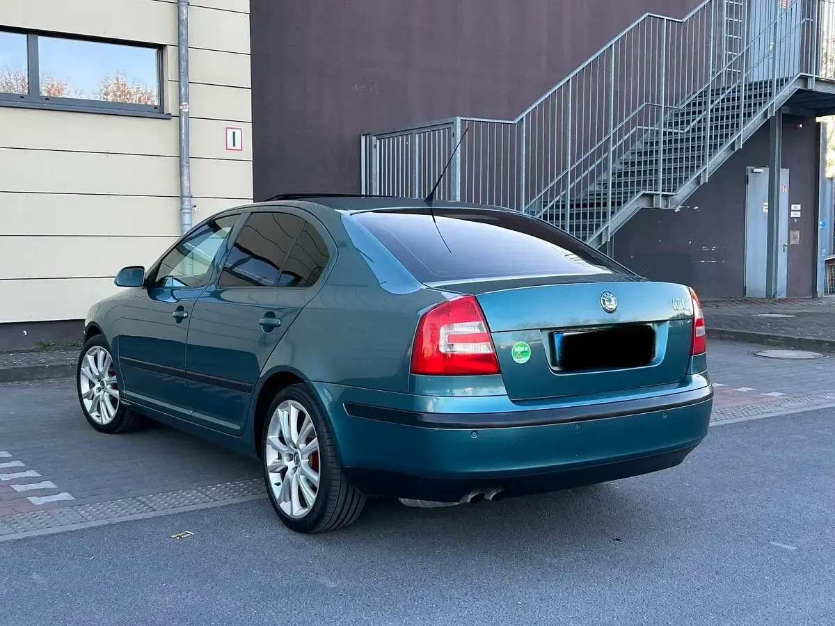 Gebraucht Skoda Octavia 160 PS (117 kW) 2008 Grün Limousine