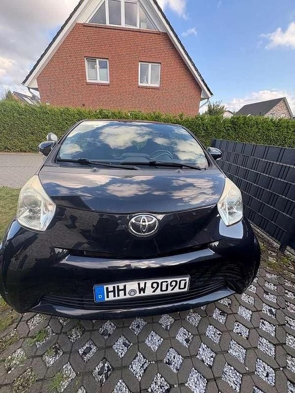 Gebraucht Toyota iQ 68 PS (50 kW) 2010 Kleinwagen