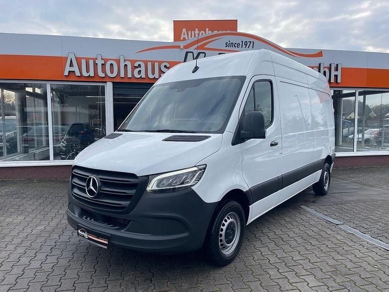 Weiß Gebraucht 2019 Mercedes Sprinter Van | 27.950 € (Guter Preis) - Bild 1/4