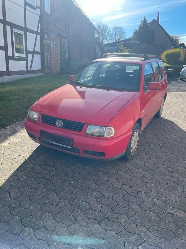 Rot Gebraucht 2001 VW Polo Kombi | 450 € (Superpreis) - Bild 1/4