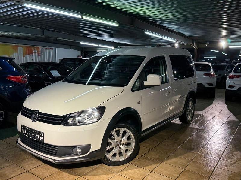 Weiß Gebraucht 2013 VW Caddy Van / Kleinbus | 14.990 € (Teuer) - Bild 1/4