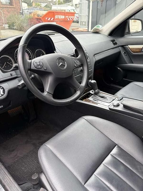 Gebraucht Mercedes C320 Elegance 224 PS (164 kW) 2008 Limousine