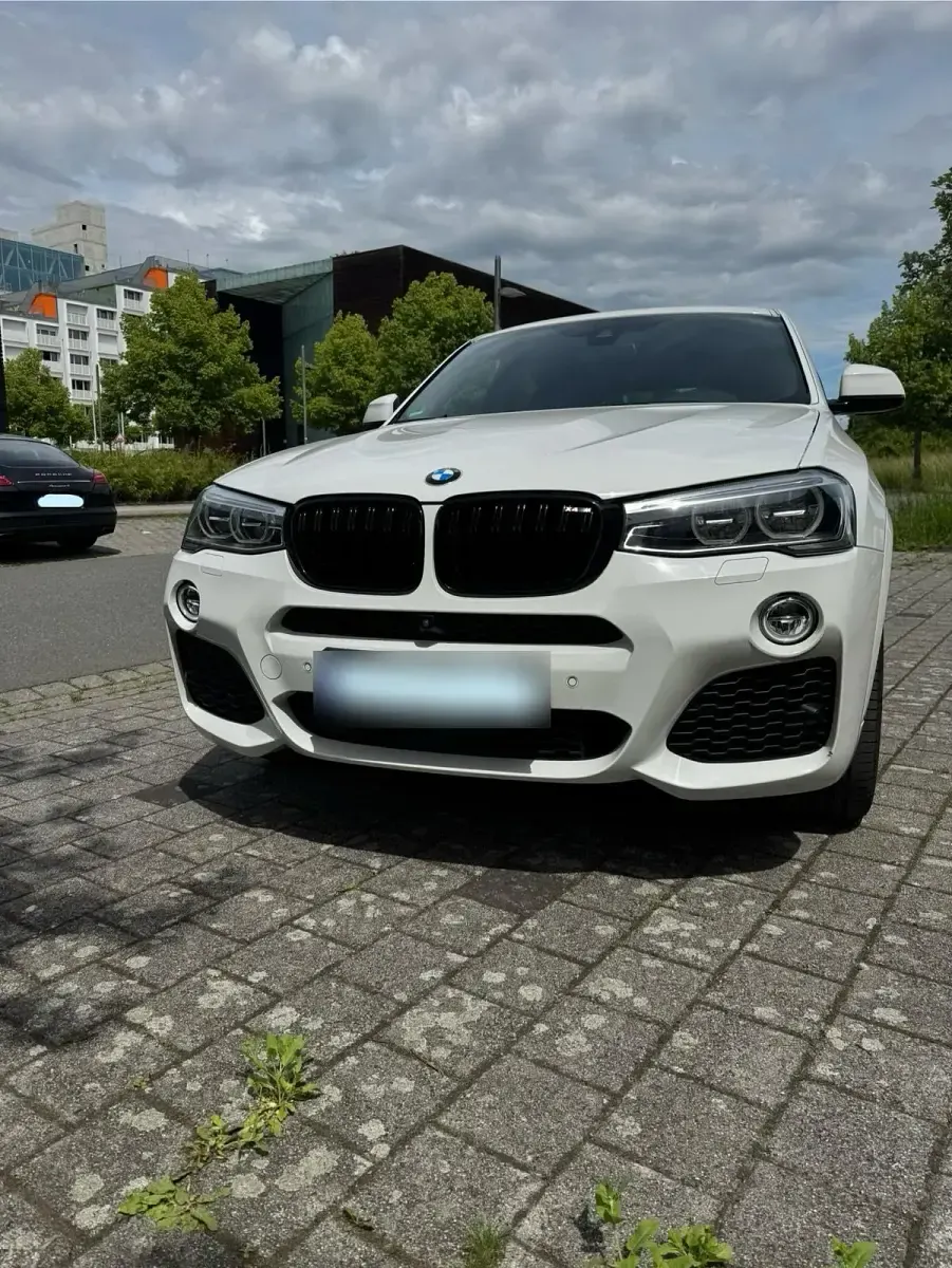 Gebraucht BMW X4 M Sport 258 PS (189 kW) 2017 Weiß SUV