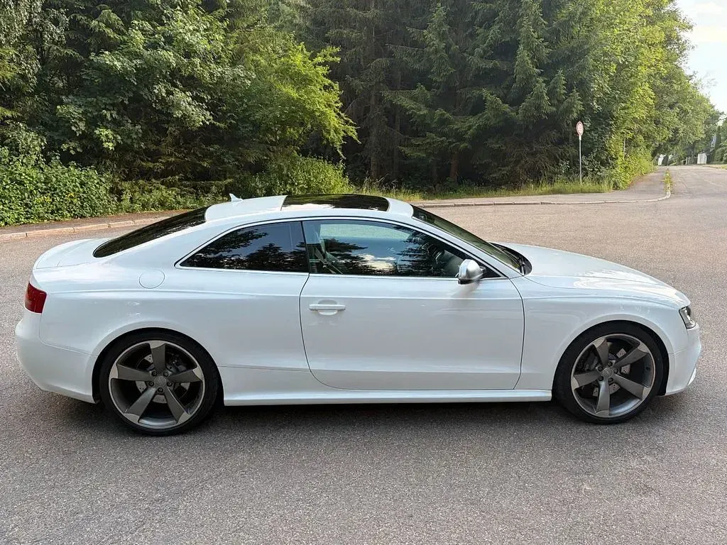 Gebraucht Audi RS5 Sport 450 PS (330 kW) 2011 Weiß Coupé