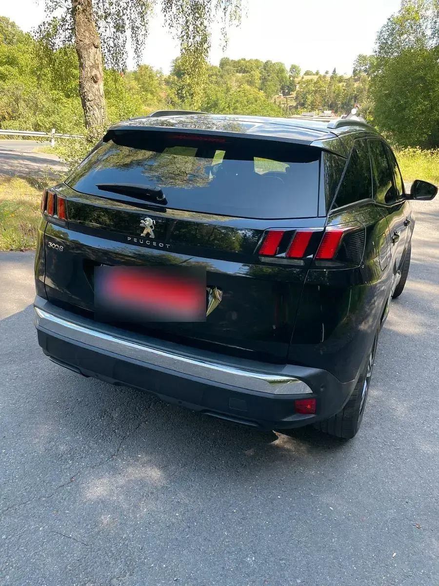Gebraucht Peugeot 3008 Allure 131 PS (96 kW) 2018 Schwarz SUV