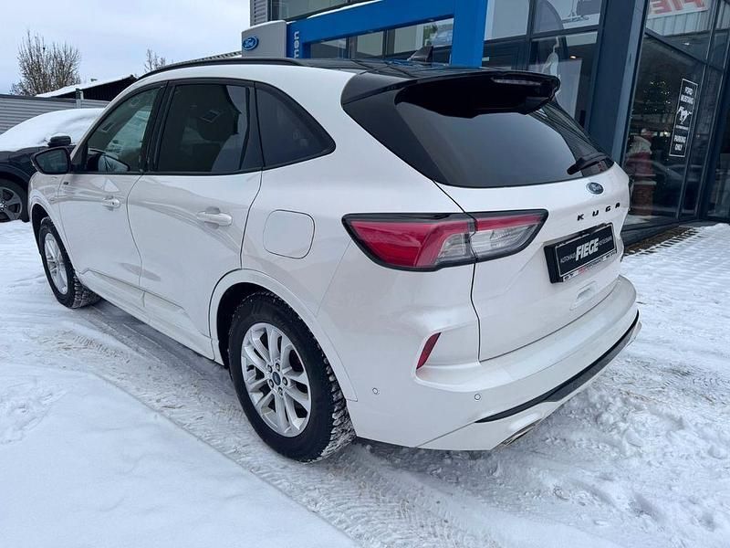 Gebraucht Ford Kuga ST-Line X 224 PS (164 kW) 2023 Weiß SUV