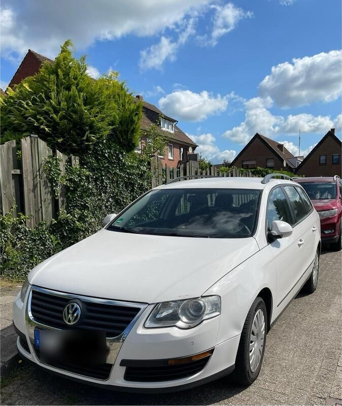 Weiß Gebraucht 2008 VW Passat Kombi | 3.600 € (Fairer Preis) - Bild 1/4