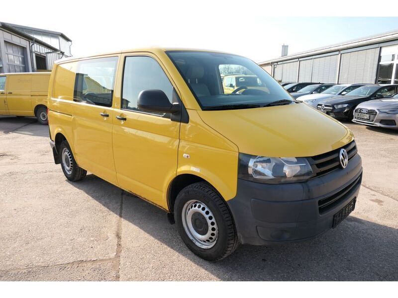 Gebraucht VW T5 84 PS (61 kW) 2012 Ginstergelb r1032 Van