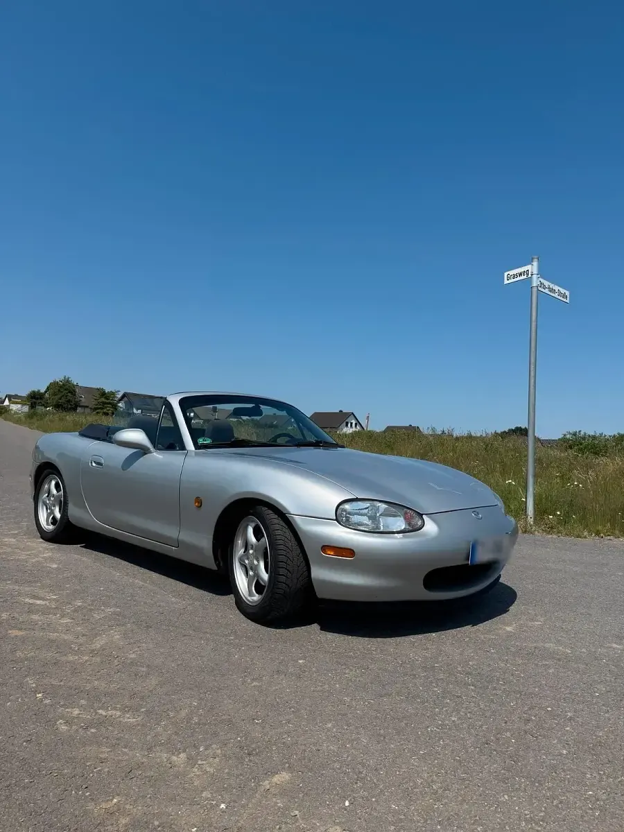 Gebraucht Mazda MX5 110 PS (80 kW) 1999 Silber Cabrio