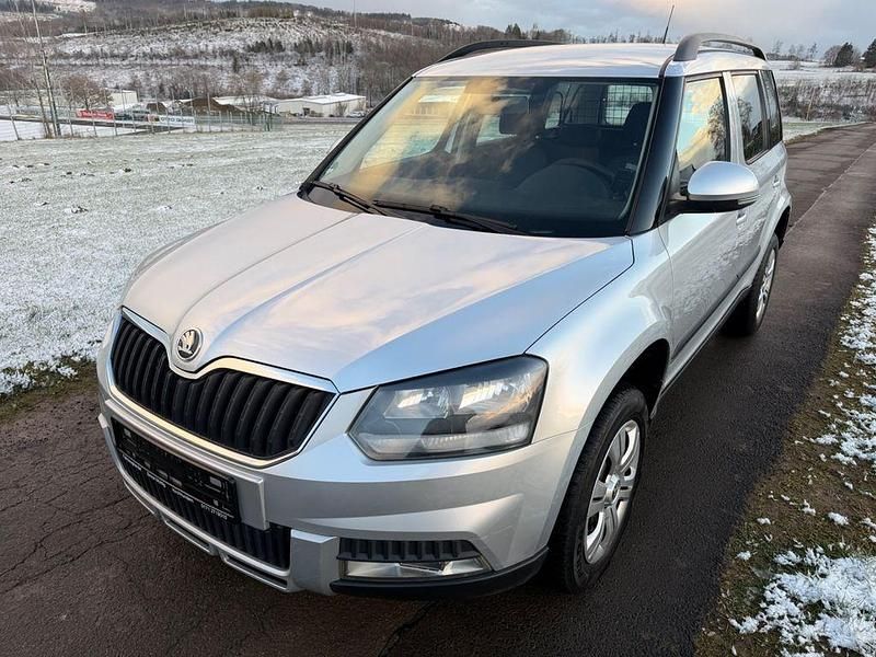 Gebraucht Skoda Yeti Active 110 PS (80 kW) 2016 Silber SUV