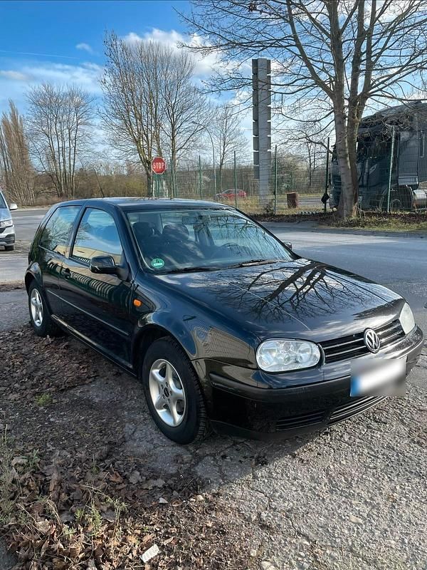 Gebraucht VW Golf IV 101 PS (74 kW) 1998 Schwarz Kleinwagen