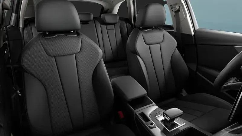 Gebraucht Audi A4 204 PS (150 kW) 2023 Silber Kombi