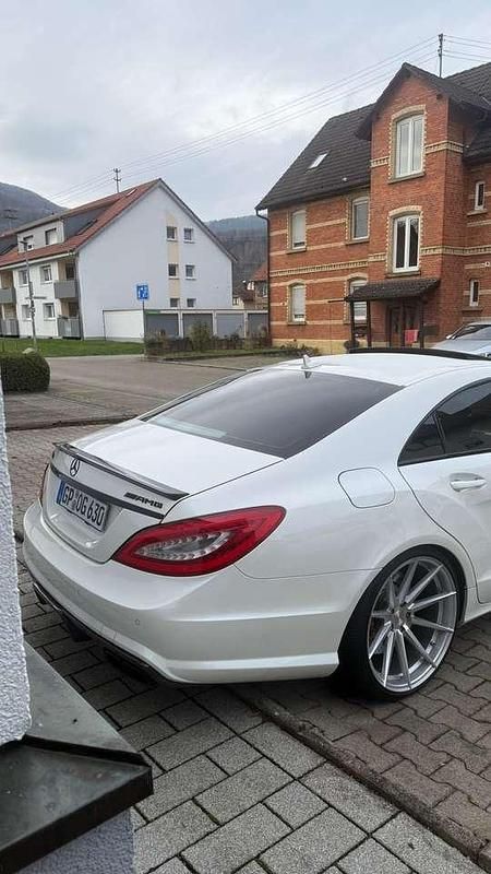 Gebraucht 2011 Mercedes CLS63 AMG AMG Coupé | 41.500 € (Teuer) - Bild 1/4