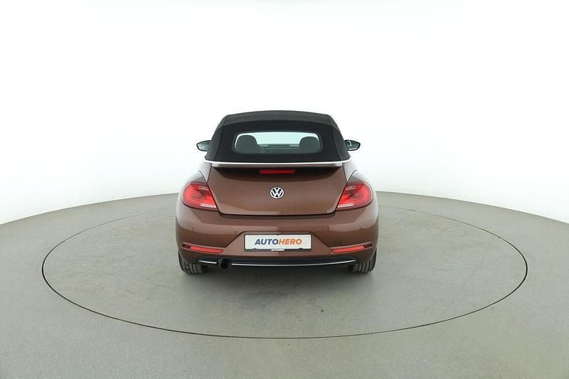 Gebraucht VW Beetle Sound 105 PS (77 kW) 2018 Braun Kleinwagen