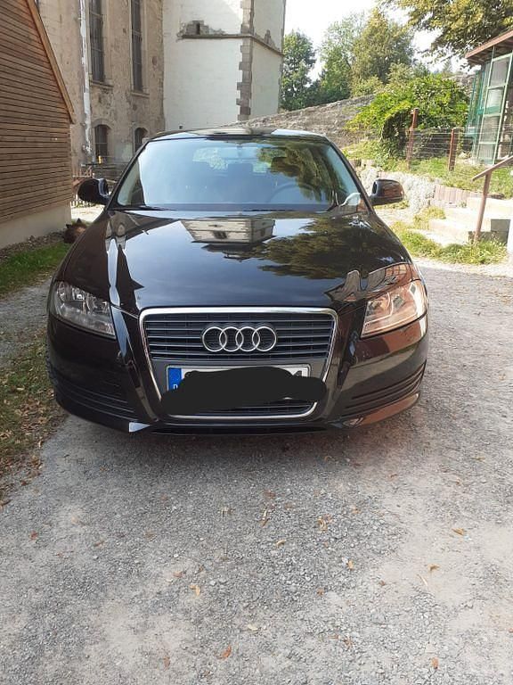Schwarz Gebraucht 2009 Audi A3 Ambiente Limousine | 2.850 € (Superpreis) - Bild 1/4