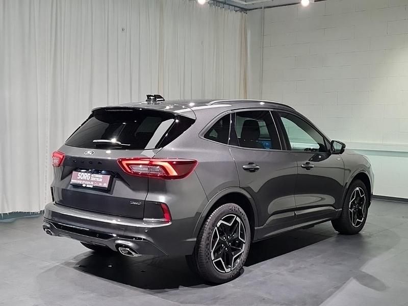 Gebraucht Ford Kuga ST-Line X 242 PS (177 kW) 2025 Grau, magnetic metallic SUV