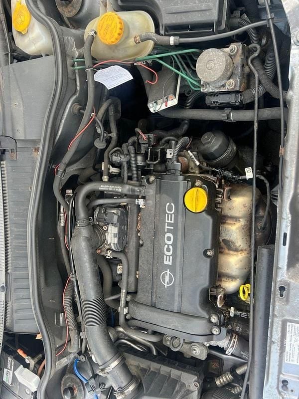 Gebraucht Opel Corsa 80 PS (58 kW) 2006 Grau Kleinwagen