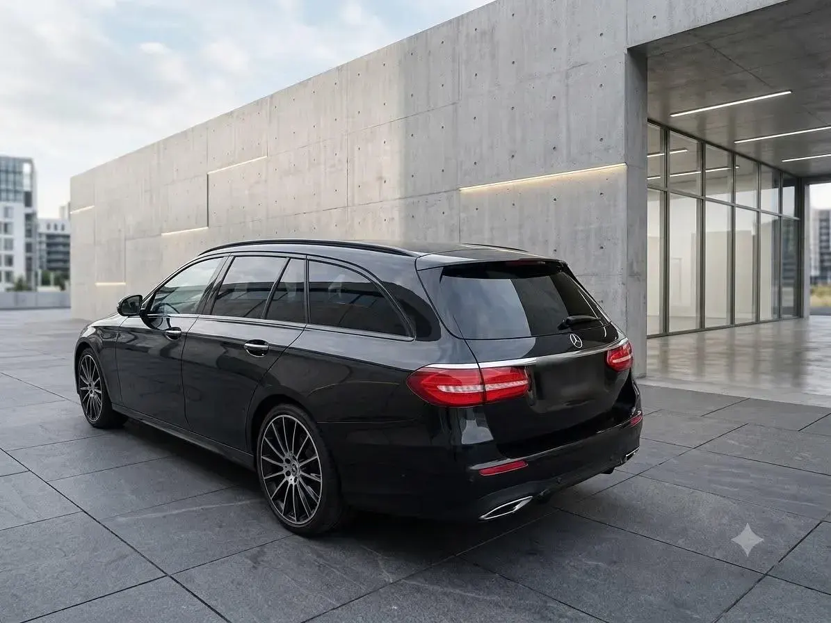 Gebraucht Mercedes E400 AMG line 340 PS (250 kW) 2019 Schwarz Kombi