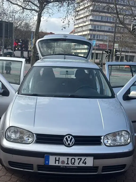 Gebraucht VW Golf IV Edition 75 PS (55 kW) 2001 Silber Limousine