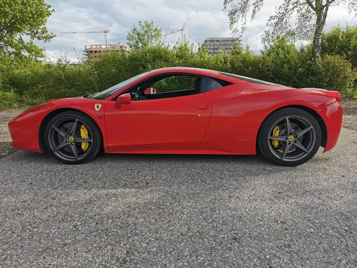 Gebraucht Ferrari 458 570 PS (419 kW) 2010 Rot Coupé