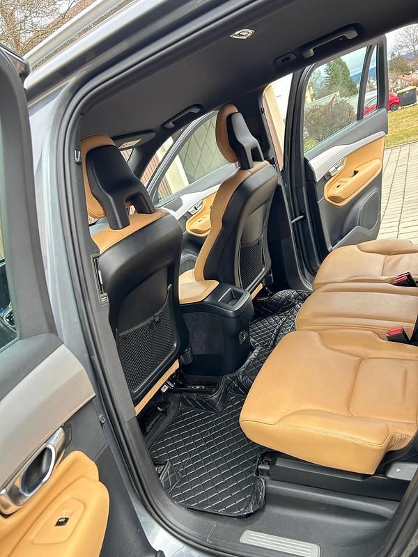 Gebraucht Volvo XC90 235 PS (172 kW) 2016 Silber SUV