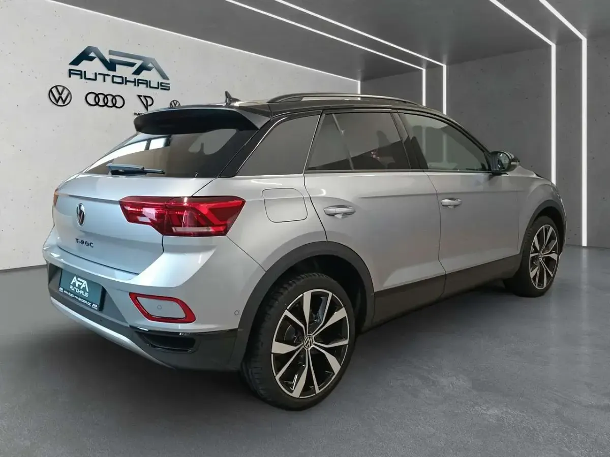 Gebraucht VW T-Roc Style 150 PS (110 kW) 2025 Pyritsilber metallic / schwarz SUV