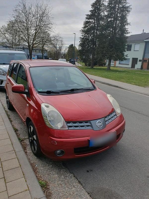Second-hand Nissan Note 103 CP (75 kW) 2008 Roșu Hatchback