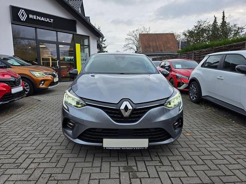 Gebraucht Renault Clio V Evolution 91 PS (66 kW) 2022 Grau Limousine