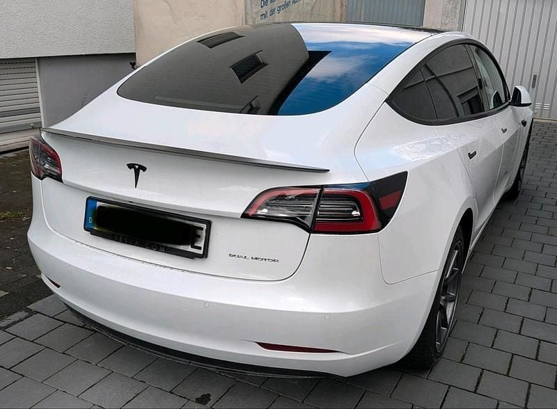 Gebraucht Tesla Model 3 392 kW (533 PS) 2022 Weiß Limousine