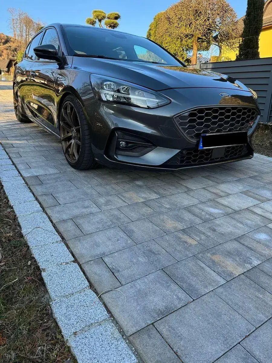 Brugt Ford Focus ST 280 HK (205 kW) 2019 Grå Sedan