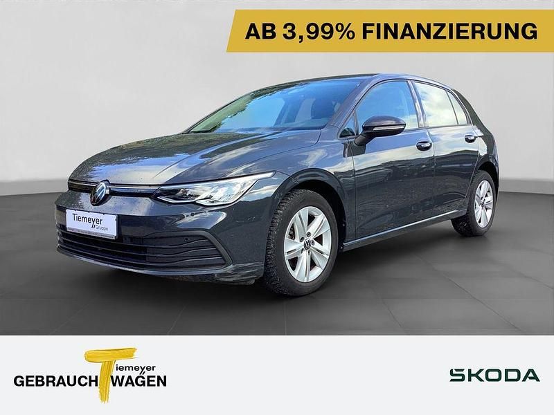 Grau Gebraucht 2023 VW Golf VIII Life Limousine | 21.350 € (Guter Preis) - Bild 1/4