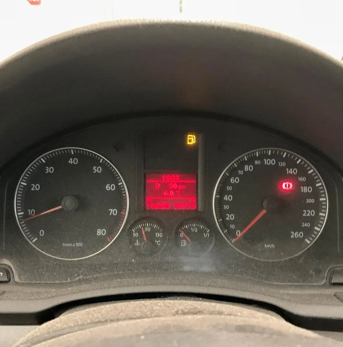 Usado VW Jetta 150 CV (110 kW) 2007 Negro Berlina