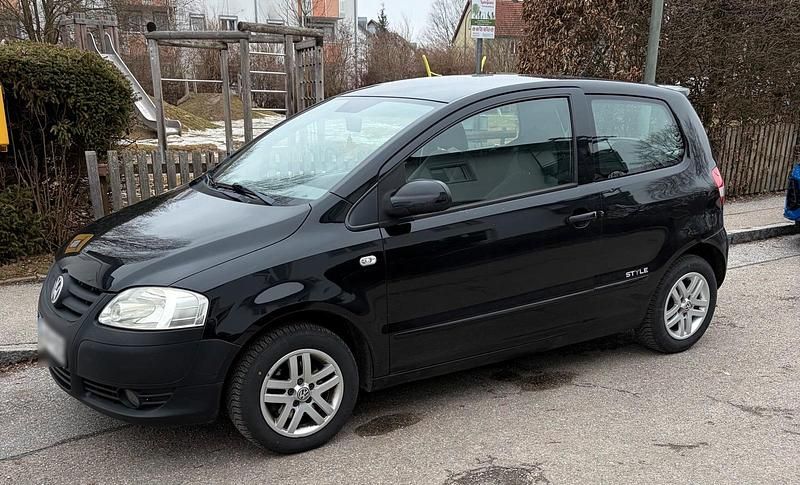 Usata VW Fox 56 CV (41 kW) 2010 Nero Utilitaria
