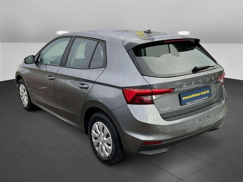 Neu Skoda Fabia Selection 116 PS (85 kW) 2025 Graphitegrau metallic Kleinwagen