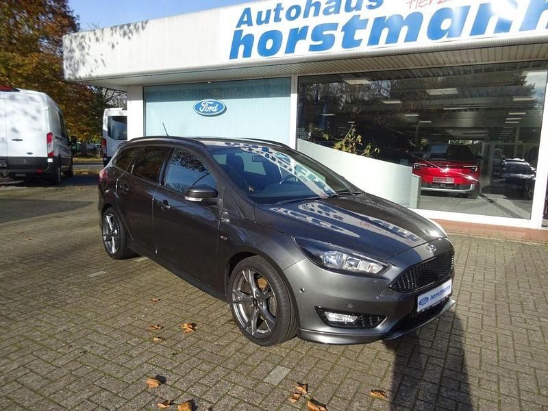 Gebraucht Ford Focus ST-Line 182 PS (133 kW) 2018 Grau Limousine