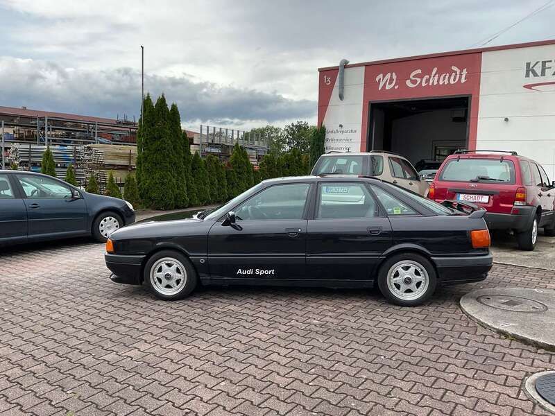 Schwarz Gebraucht 1989 Audi 80 Limousine | 4.290 € - Bild 1/4