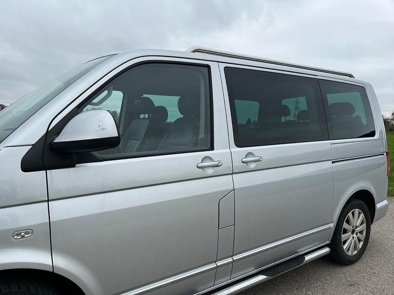 Używany VW T5 Highline 179 KM (131 kW) 2013 Srebrny Van