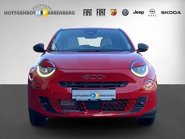 Neu Fiat 600 Business 110 PS (80 kW) 2026 Rot SUV
