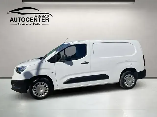 Occasion Opel Combo Edition 102 ch (75 kW) 2023 Blanc