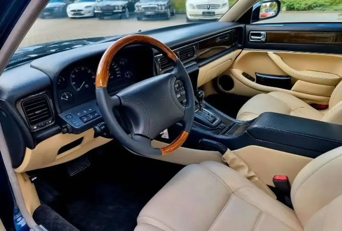 Gebraucht Jaguar XJR 320 PS (235 kW) 1995 Blau Limousine
