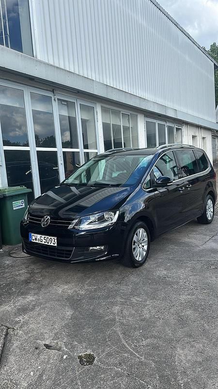 Schwarz Gebraucht 2014 VW Sharan Comfortline Van / Kleinbus | 8.500 € - Bild 1/4