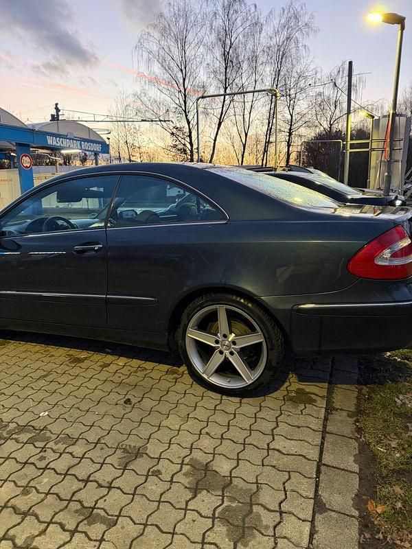 Gebraucht Mercedes CLK200 Avantgarde 163 PS (119 kW) 2003 Blau Coupé