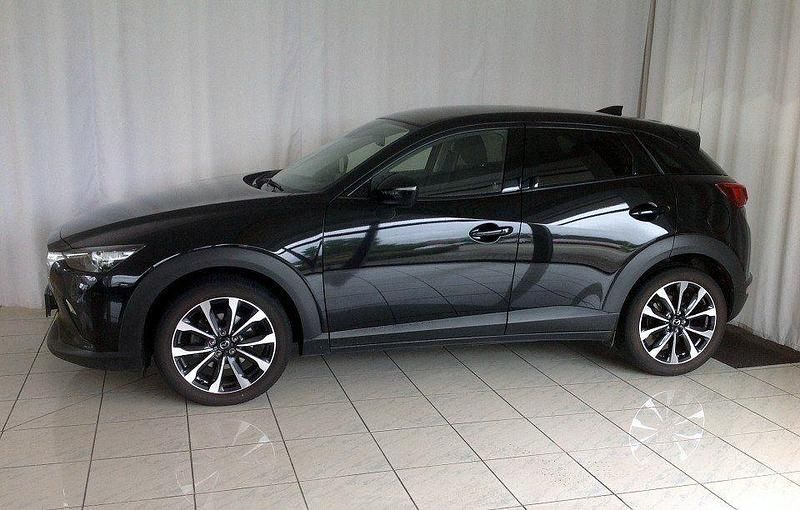 Gebraucht Mazda CX-3 Signature 121 PS (88 kW) 2018 Schwarz SUV