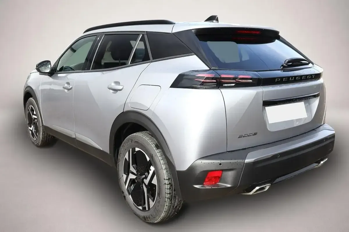 Neu Peugeot 2008 Allure 145 PS (106 kW) 2025 Manufacturer SUV