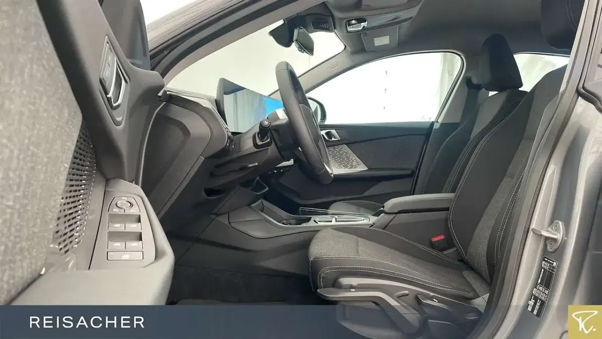 Gebraucht BMW 220 170 PS (125 kW) 2025 Grau Coupé