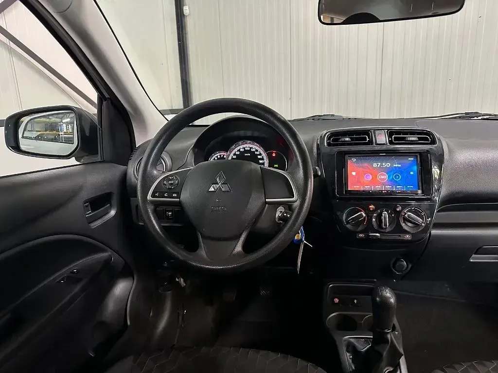 Gebraucht Mitsubishi Space Star 69 PS (50 kW) 2021 Weiß Kleinwagen
