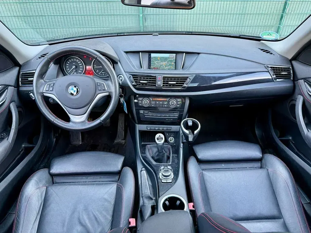 Gebraucht BMW X1 Sport Line 143 PS (105 kW) 2012 Schwarz SUV